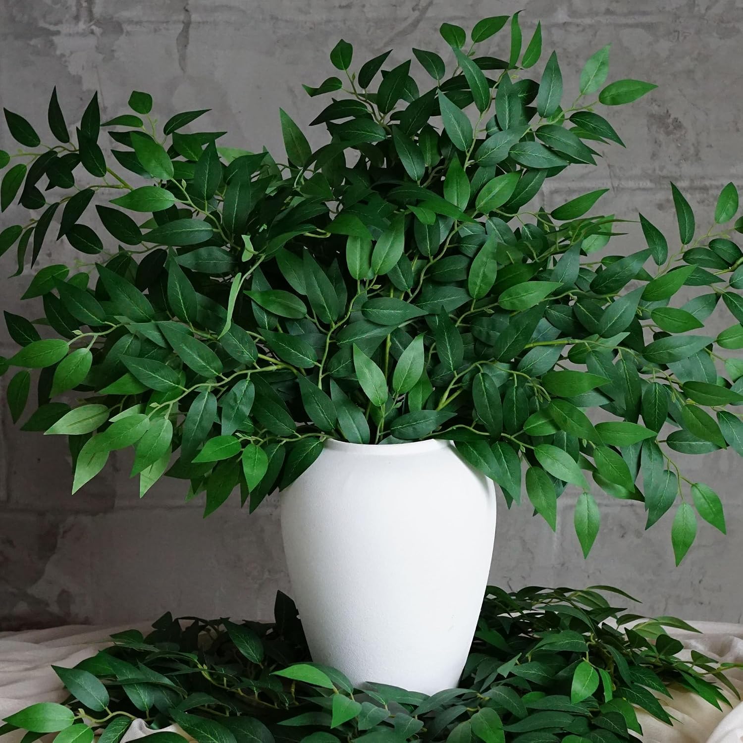 Ruscus Stem Faux - 130 Adet 68CM Yapay İtalyan Ruscus